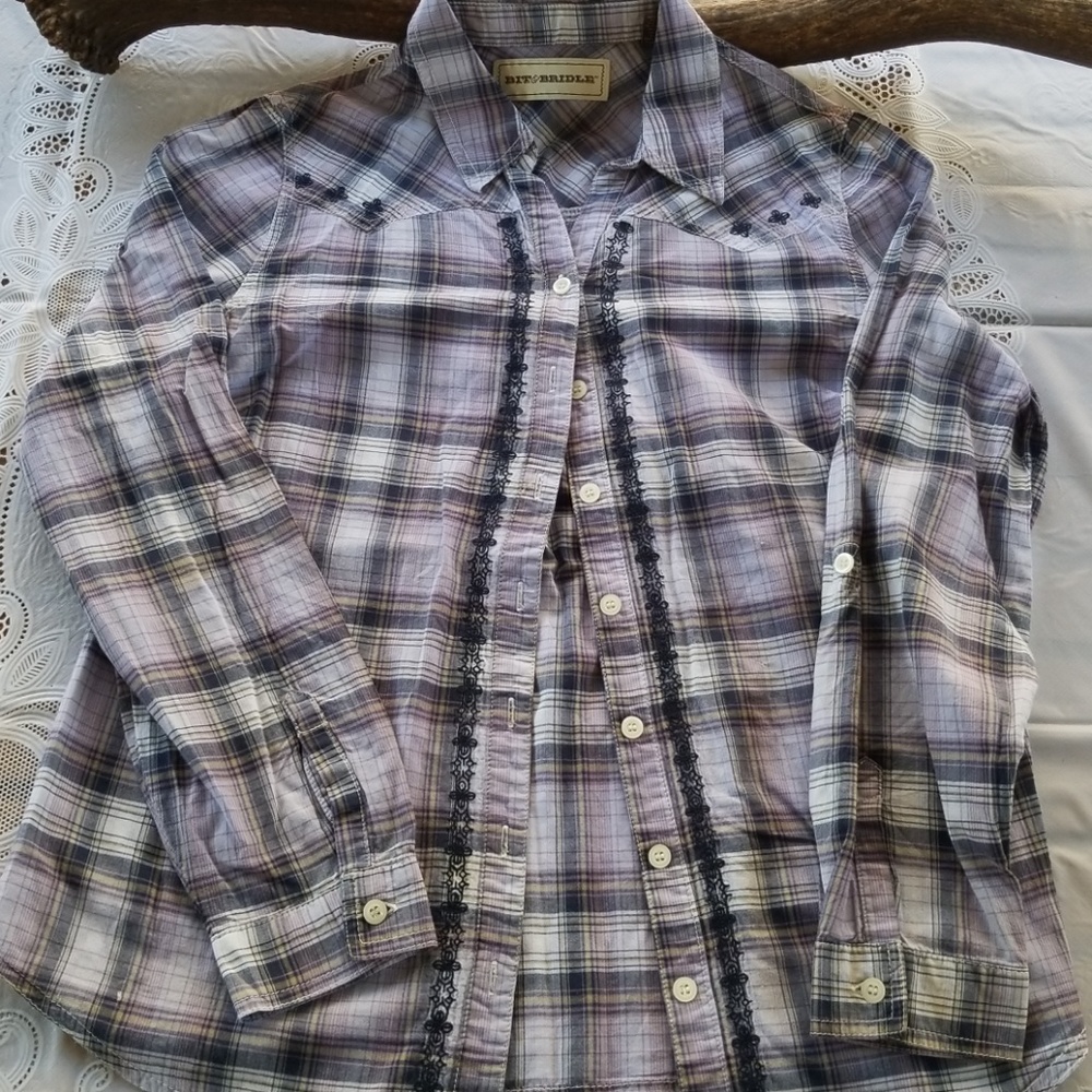 Bit & Bridle button up